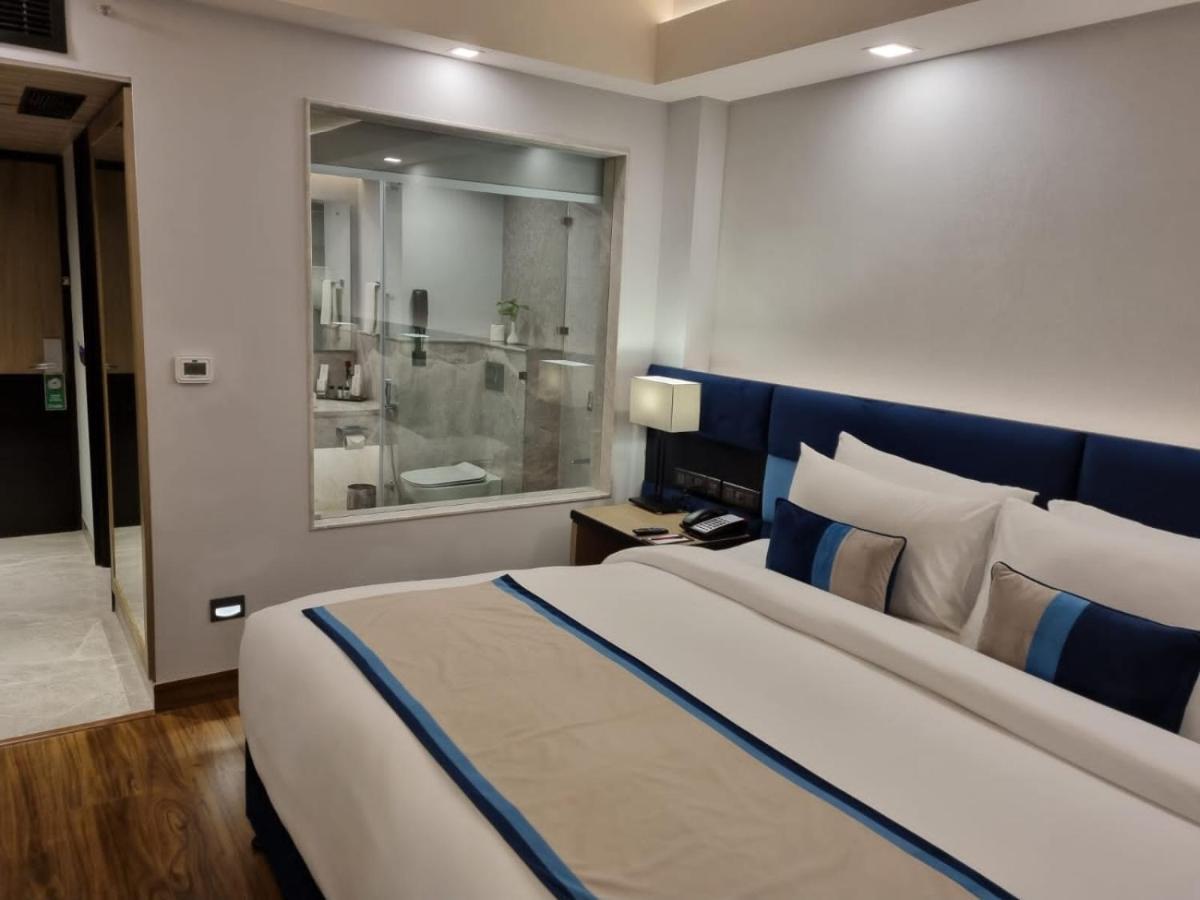 The Piccadily Hotel Lucknow Luaran gambar