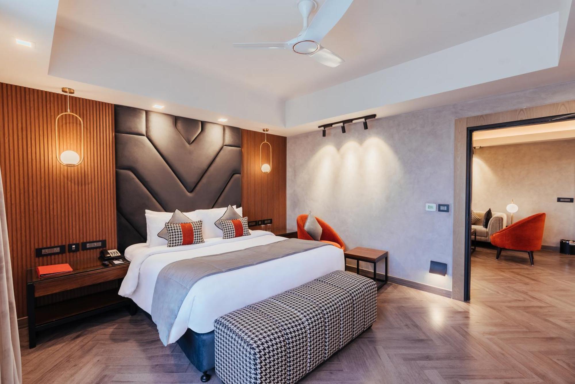 The Piccadily Hotel Lucknow Luaran gambar