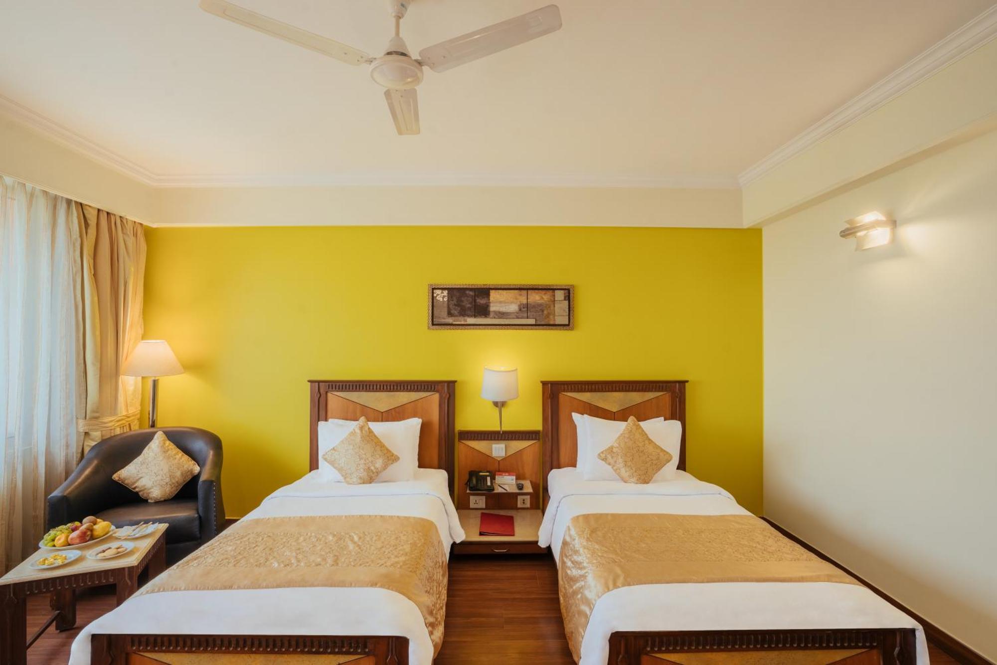 The Piccadily Hotel Lucknow Luaran gambar