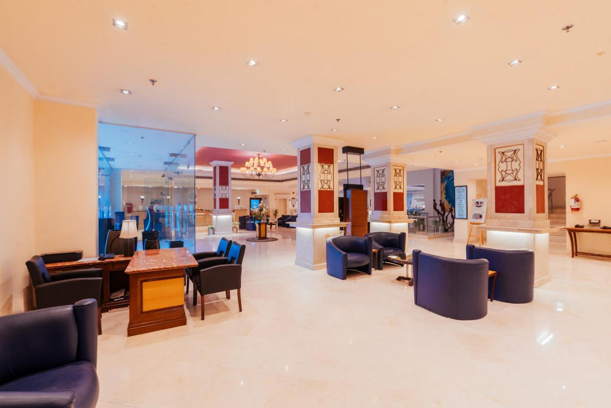 The Piccadily Hotel Lucknow Luaran gambar